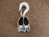 DOUBLE PULLEY WITH HOOK